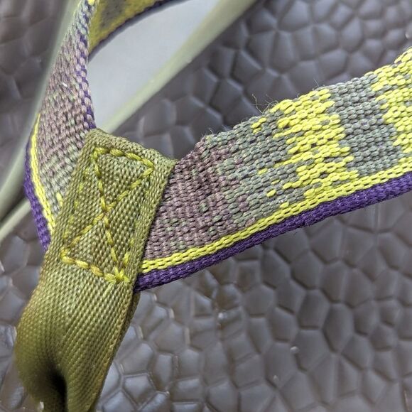 Chaco Lime Olive Green Thong Style Flip Flop Sandals size 9.5 10 - Picture 5 of 13